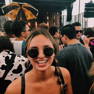 Meet your Posher, Shania